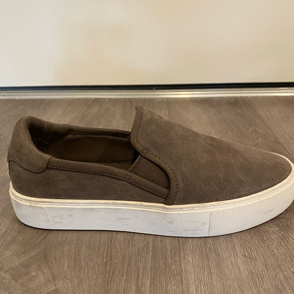 UGG Jass Slip On Sneaker - Picture 4 of 7
